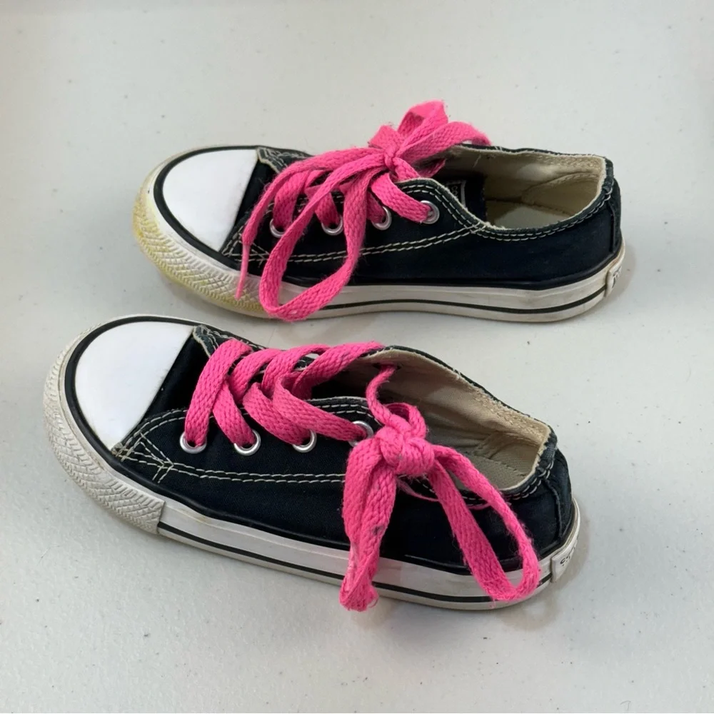 Converse Kids Sneakers Beige Canvas & Black Canvas with Pink Laces